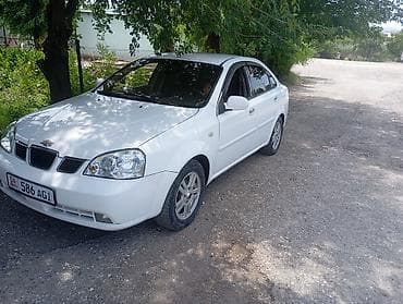 Продажа авто: Chevrolet Lacetti: 2004 г., 1.5 л, Автомат, Бензин, Седан — 2