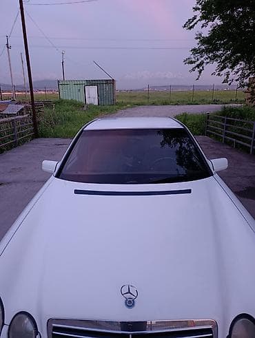 atego 818: Mercedes-Benz E-Class: 1998 г., 3.2 л, Типтроник, Бензин, Седан — 4