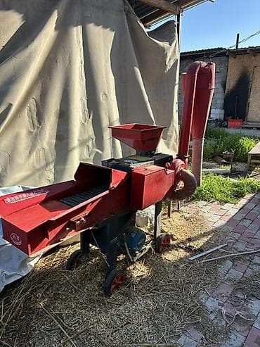 Сельскохозяйственная дробилка-соломорезка с циклоном и электроприводом