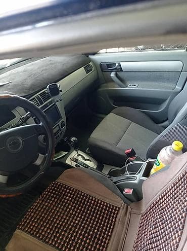 Транспорт: Chevrolet Lacetti: 2007 г., 1.6 л, Автомат, Газ, Седан — 3