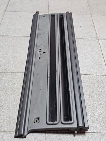 авто в нерабочем состоянии: Решетка радиатора Ford 1989 г., Б/у, Оригинал — 5