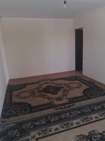 алтын ордодон квартира берилет: 2 бөлмө, Менчик ээси, Жарым -жартылай эмереги бар — 3