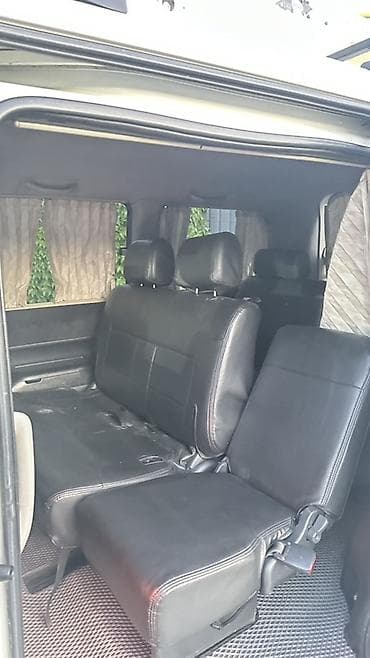 subaru oudback: Honda Stepwgn: 2005 г., 2 л, Автомат, Бензин, Минивэн — 5