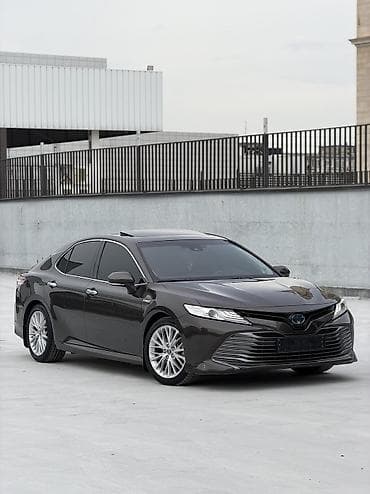 corolla s: Toyota Camry: 2018 г., 2.5 л, Автомат, Гибрид, Седан — 3
