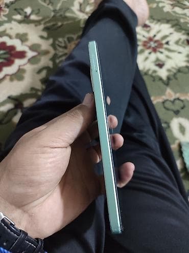 xiao: Redmi, Redmi A3x, Б/у, 64 ГБ, цвет - Зеленый, 2 SIM — 4