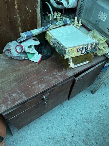 уголок для кухни в бишкеке цены: Серванты, шкафы, столы разные и несколько, отдаем за символичную — 4