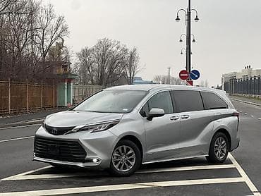 тайота левин: Toyota Sienna: 2021 г., 2.5 л, Автомат, Гибрид, Минивэн — 2