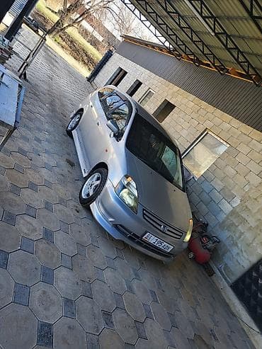 honda stepwgn 1: Honda Stream: 2002 г., 1.7 л, Автомат, Бензин, Минивэн — 2