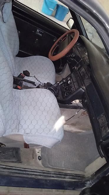 gl x164: Audi 100: 1989 г. — 6
