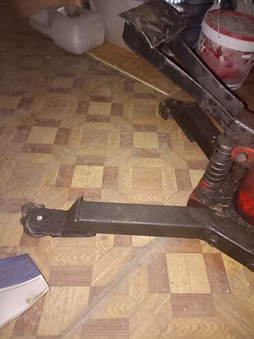 еврокуб бочки: Гидравлическая стойка — 4