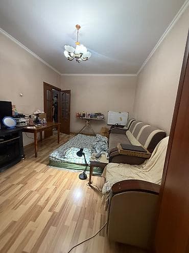 3 комнаты, 62 м², Вечерка 106 серия, 8 этаж, Косметический ремонт — 1