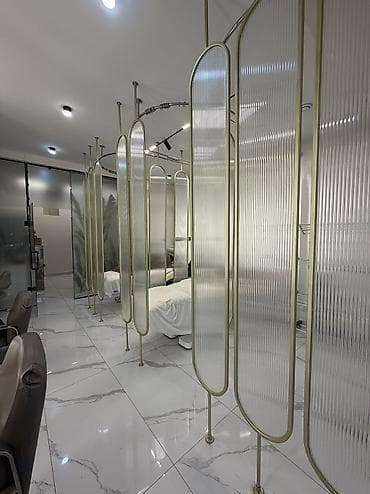 20 га: Аренда кабинетов в салонах красоты, 60 м², Для бровиста, Для визажиста, Для лешмейкера — 2