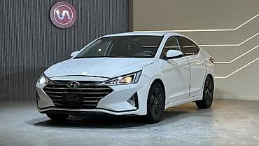124 e500: Hyundai Elantra: 2018 г., 2 л, Бензин, Седан — 2