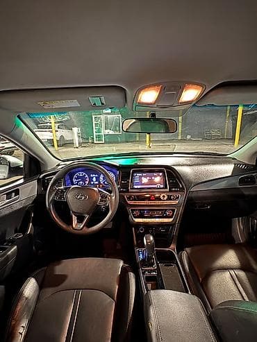 Транспорт: Hyundai Sonata: 2018 г., 2 л, Автомат, Газ, Седан — 5