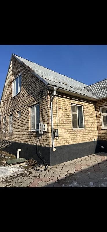 кирпичный дом: Сдается дом. Длительный срок Основные характеристики: - Материал — 1