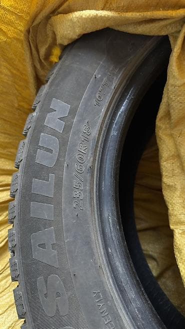 Унаа: Комплект зимней резины Sailun 235/60 R18 (Липучка) для Santa Fe / — 2