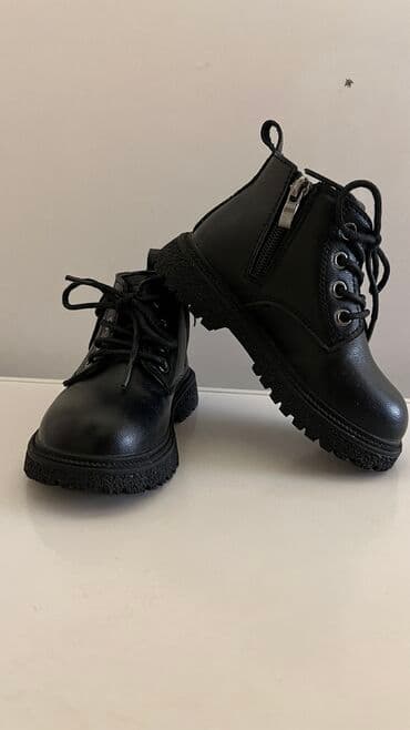 Ботинки детские, демисезонные. НОВЫЕ