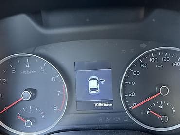 авто кроссовер: Kia Stonic: 2020 г., 1.4 л, Автомат, Бензин, Кроссовер — 6