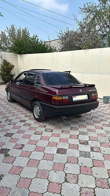 крыло на ауди 80: Volkswagen Passat: 1993 г., 1.8 л, Ручные, Бензин, Седан — 3