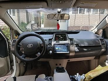 sprinter 313 2.2 cdi: Toyota Prius: 2007 г., Автомат, Гибрид, Хэтчбэк — 4