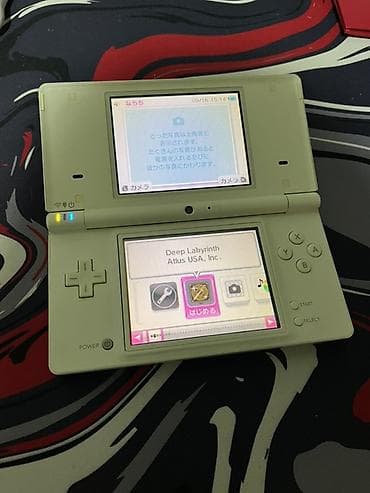 Nintendo DSi белая — прошитая Продаю портативную игровую консоль