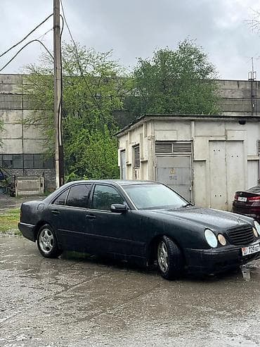 bugatti veyron: Mercedes-Benz E-Class: 2001 г., Автомат, Седан — 4