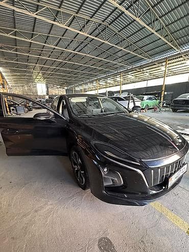 wuling mini ev: Chery : 2023 г., Автомат, Электромобиль, Седан — 5