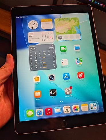 Планшет, Apple, 9" - 10", Wi-Fi, Б/у, Классический цвет - Серебристый
