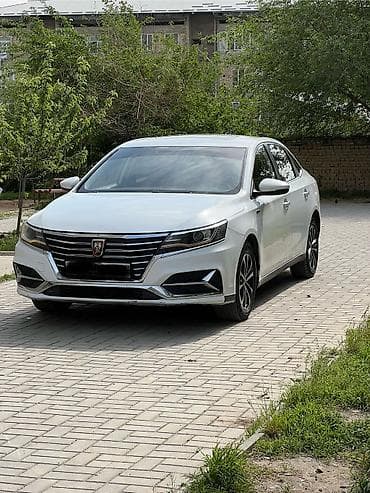 roewe er6: Roewe i5: 2020 г., 1.5 л, Вариатор, Электромобиль, Седан — 6