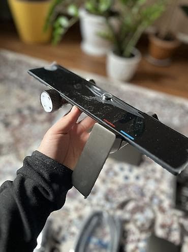 Сантехника: Душевая система с верхним тропическим душем и двумя ручными лейками — 2