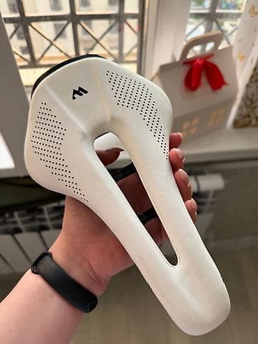 Велозапчасти: Велосипедное седло с вырезом и вентиляцией брала себе не подошло — 2