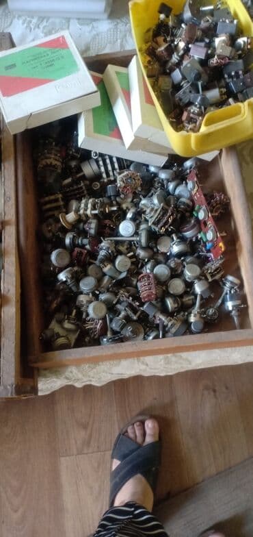 скрытый диктофон: Продаю оптом. цена договорная — 5