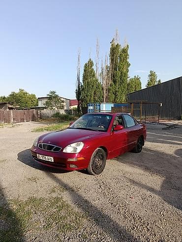 Daewoo Nubira: 2001 г., 2 л, Механика, Газ, Седан