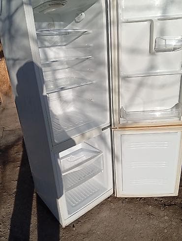 power: Холодильник Samsung, Б/у, Двухкамерный — 5