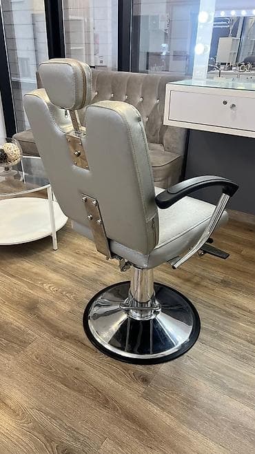кресло барбершоп: Продаю 1 кресло в хорошем состоянии. Подходит для — 3