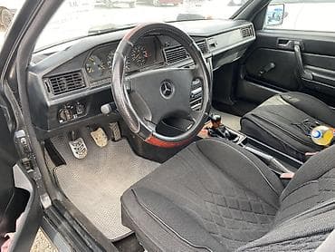 машина bwm: Mercedes-Benz 190: 1993 г., 1.8 л, Кол менен иштөөчү, Бензин, Седан — 6