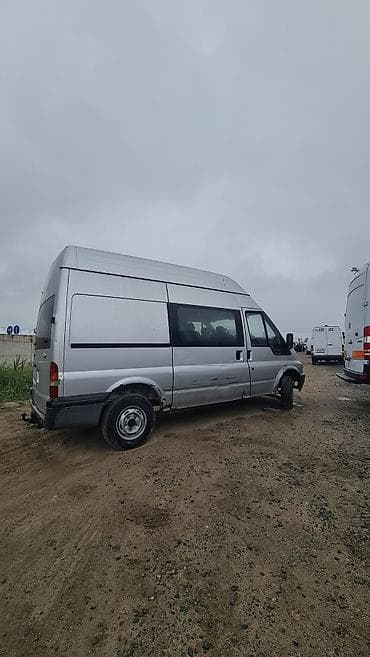 форт транзит двух скат: Ford Transit (кузов высокого типа, длинная база) — серебристый — 4