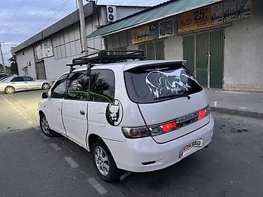 Toyota Gaia: 2002 г., Бензин, Минивэн