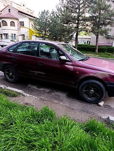 Транспорт: Toyota Carina E: 1997 г., 1.6 л, Механика, Бензин, Хэтчбэк — 2