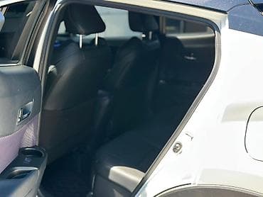 Продажа авто: Toyota Izoa: 2019 г., 2 л, Автомат, Бензин, Кроссовер — 8