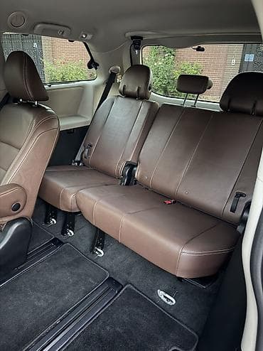 Toyota Sienna: 2018 г., 3.5 л, Автомат, Бензин, Минивэн — 10
