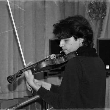 курсы скрипки: Уроки игры на скрипке В классе, Индивидуальное, Офлайн Выдается сертификат — 1