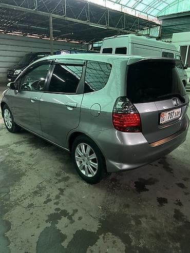 вукупка машина: Honda Jazz: 2004 г., 1.3 л, Автомат, Бензин, Хэтчбэк — 5
