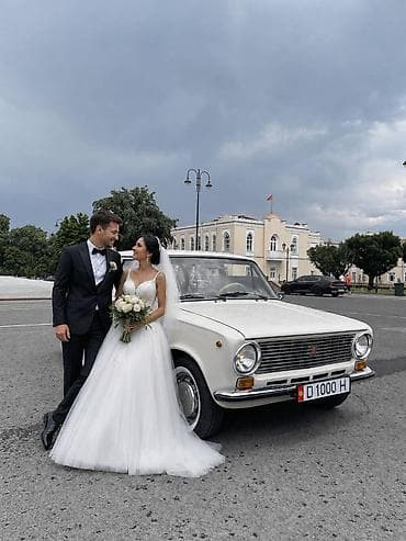 Кызматтар: Аренда ретро-автомобиля для фотосессий и событий - Классический седан — 2