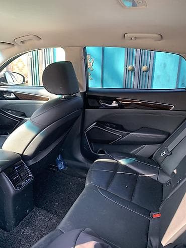 legion 7: Kia K7: 2019 г., 3 л, Автомат, Газ, Седан — 7