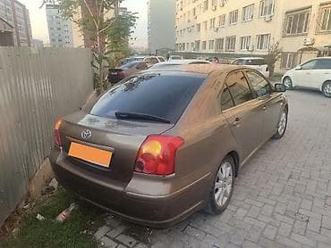 volvo 240: Toyota Avensis: 2003 г., 2 л, Ручные, Бензин, Седан — 3