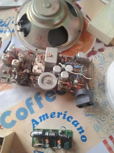 кийим алам: Продаются вещи свитера,брюки подушки и другое54 56 размер б/у цена — 1