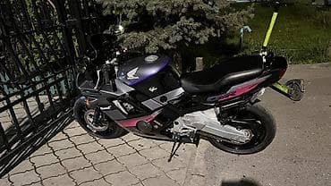 жук жабан: Volkswagen Jetta: 1985 г., Ручные, Бензин, Седан — 9