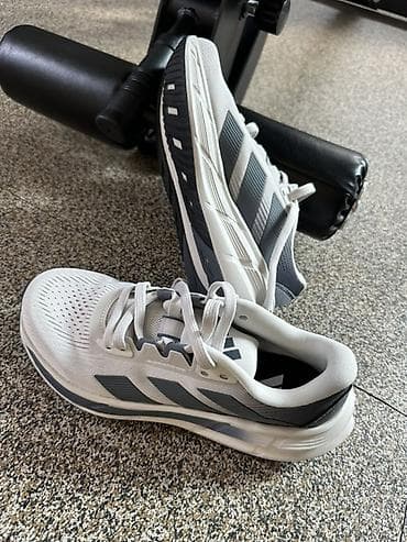 красовки asics: Мужские кроссовки, 40, Adidas, Новый, цвет - Белый, Платная доставка — 1