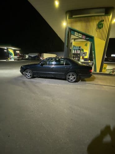 электрический домкрат: Mercedes-Benz E-Class: 1999 г., 4.3 л, Автомат, Бензиновая, Седан — 8